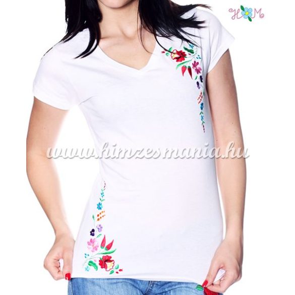 V-neck T-shirt short sleeves - machine embroidy - Kalocsa style Hungary - white