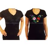 Hímzésmánia - hímezhető kalocsai mintás V nyakú póló - fekete