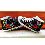 KALOCSAI MINTÁS TORNACIPŐ - KÉZI HÍMZÉS - FEKETE