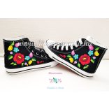 KALOCSAI MINTÁS TORNACIPŐ - KÉZI HÍMZÉS - FEKETE