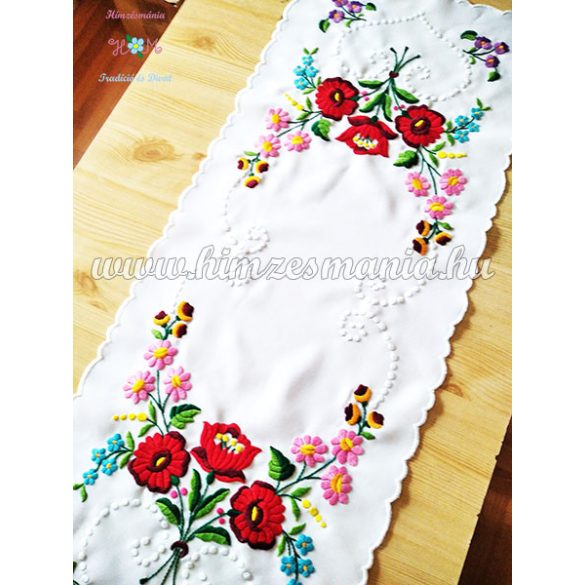TABLE RUNNER - HUNGARIAN FOLK EMBROIDERY - KALOCSAI MOTIF - HANDMADE WHITE BORDERS - 33 X 85 CM