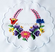   Small tablecloth - hungarian folk - hand embroidery - Kalocsa style - 16x65 cm