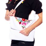 Kézzel hímzett kalocsai mintás táska 1 - fehér