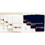 Fehér kéztörlő, törölköző, fürdőlepedő színes kalocsai motívummal - gép hímzés