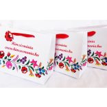 Hímzésmánia - kalocsai mintás dísztasak