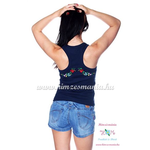 Női trikó hátulján hímzett kalocsai mintával - kék - Hímzésmánia