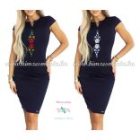 ELEGÁNS NŐI RUHA SZÍNES MATYÓ MINTÁVAL - GÉPI HÍMZÉS - SÖTÉTKÉK