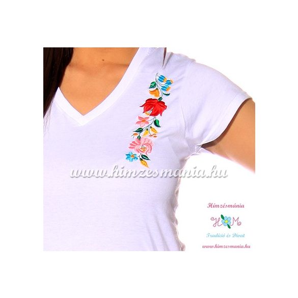 Kalocsai hímzett V nyakú póló - fehér - Hímzésmánia (S, M, L, XL, 2XL)